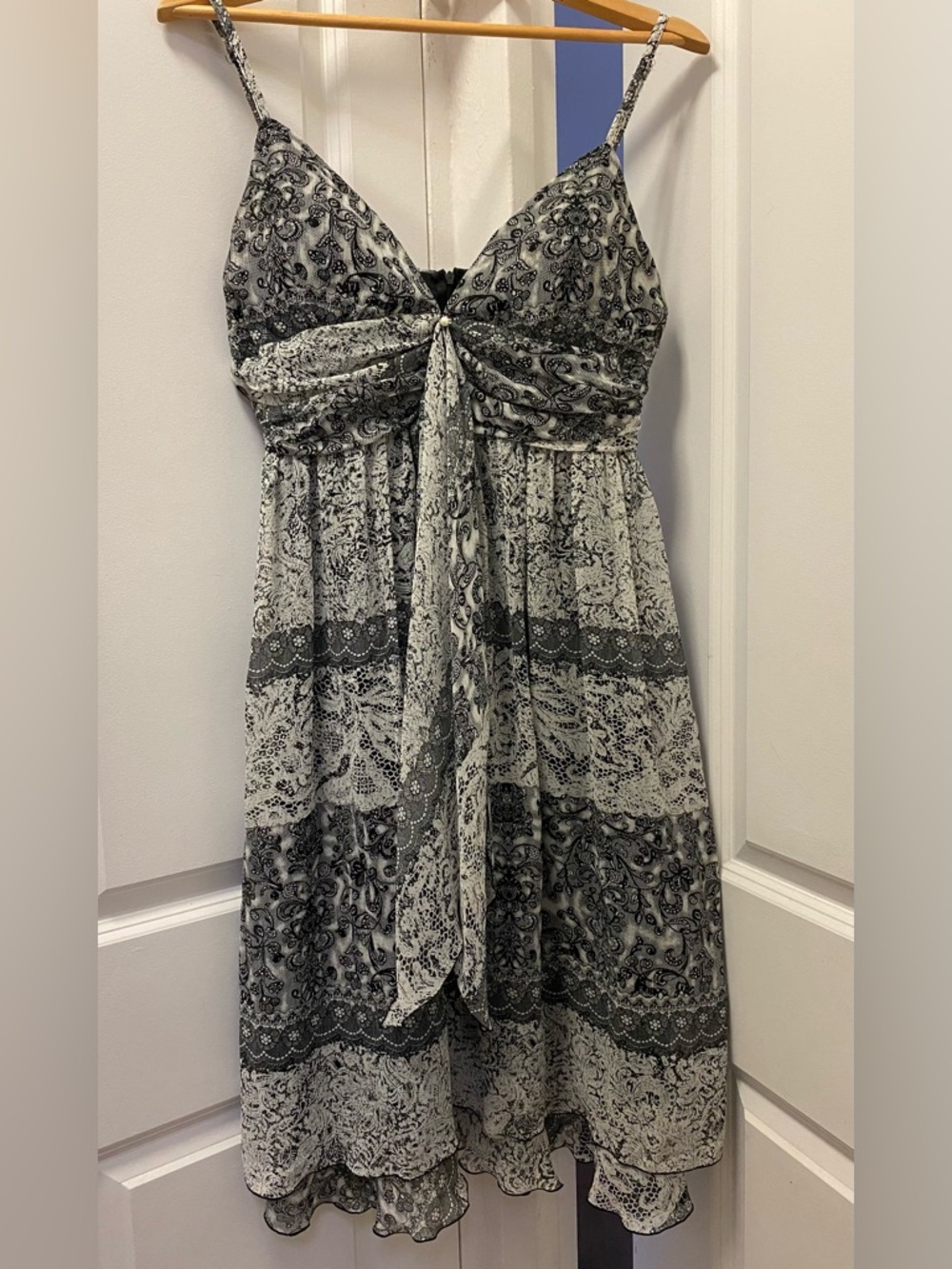 A.P.N.Y. Black and White Paisley Tie-Front Sundress. 
BY ALYNPAIGE
